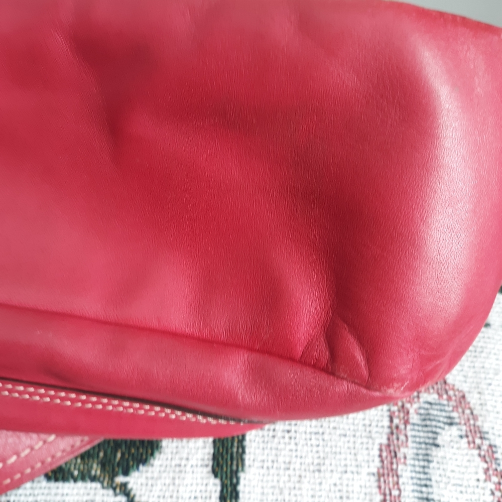 Authentic Coach Handbag - Picture 6 of 10